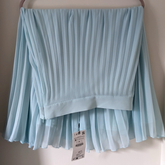 Zara Pleated Midi Skirt Medium - Picture 4 of 5
